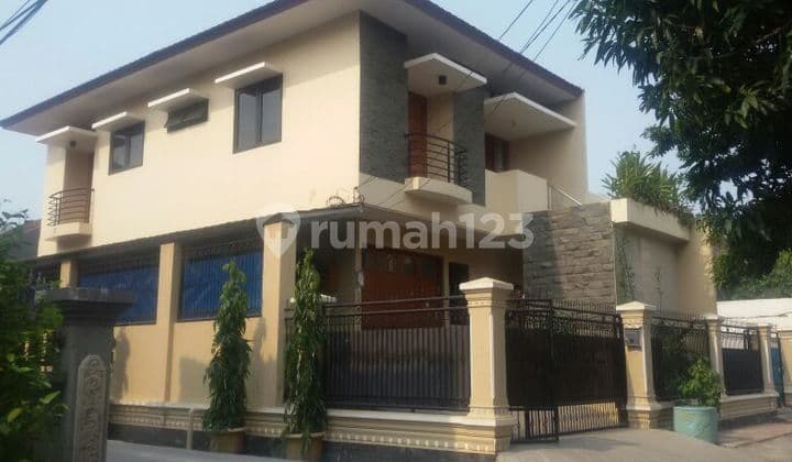 For Sale Ready-to-Occupy House, Neat and Fully Furnished Bcs