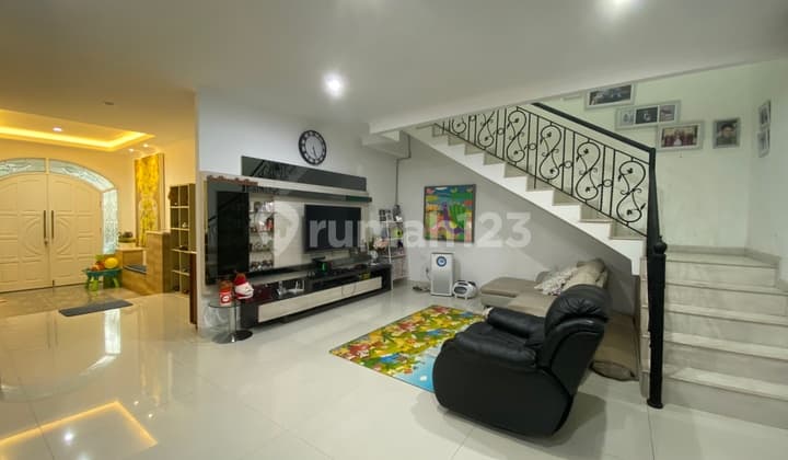 For Sale Gading Elok Utara House, Kelapa Gading