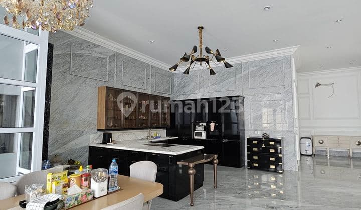 Rumah minimalis baru artha gading komplek elit hadap selatan