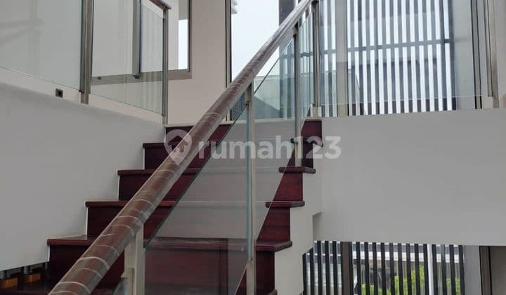 Dijual rumah mewah dan ekslusif di Cluster Golf Island, PIK