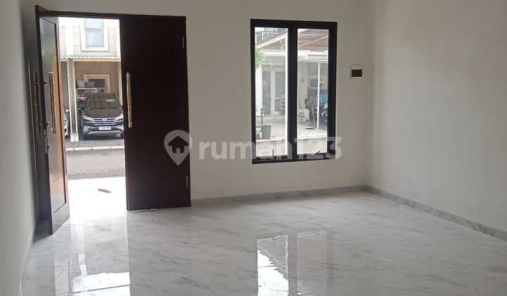 Spacious Corner House Pinewood Banjar Wijaya New Building