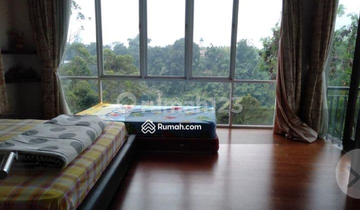 Villa minimalis di Cikole Lembang ada view