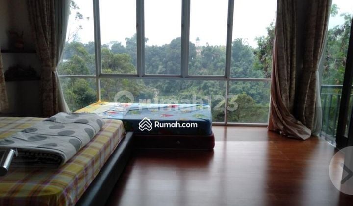 Villa minimalis di Cikole Lembang ada view