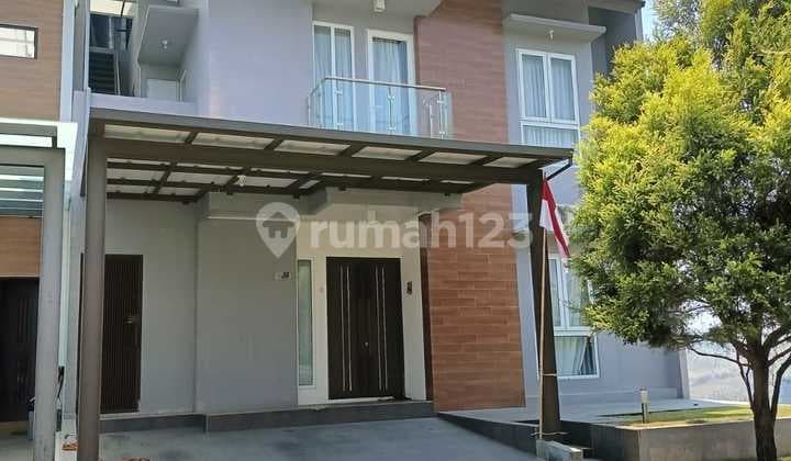 Beautiful 2-Story Minimalist House with Lake View, Semi-Furnished, Tatar Lokacitra, Kota Baru Parahyangan