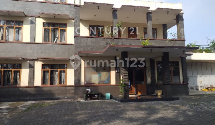 3-Storey House on Jl Supratman, Bandung.