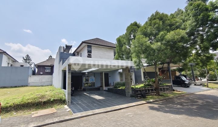Minimalist 2-Story House in Kota Baru Parahyangan, Bandung City