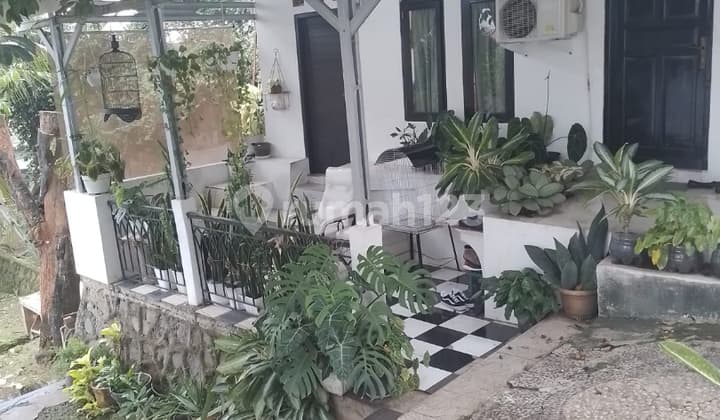 House for Business Ready to Live In Boarding House in Bintaro Complex.