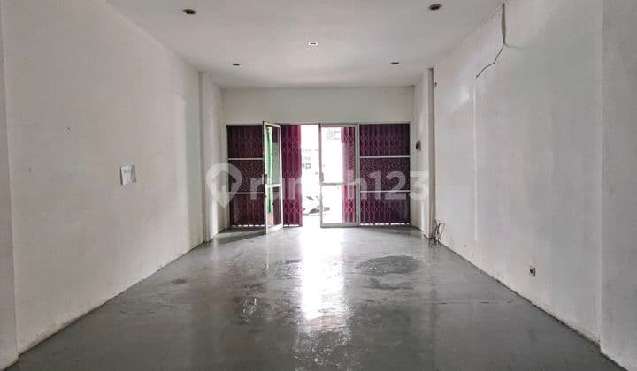 Disewakan Ruko 4 Lantai Siap Pakai di Paskal Hyper Square