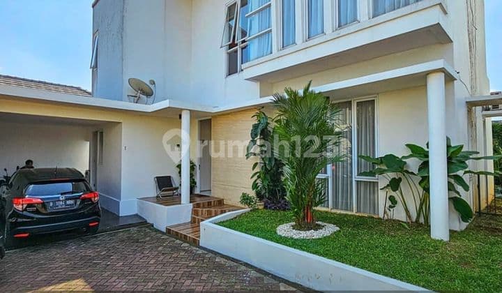 For Sale Nice Furnished Townhouse in Jagakarsa, South Jakarta