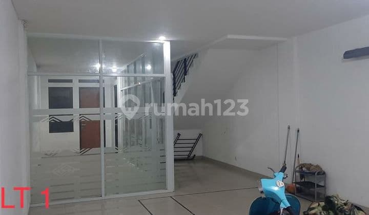 Dijual ruko 3 lantai siap pakai di batununggal