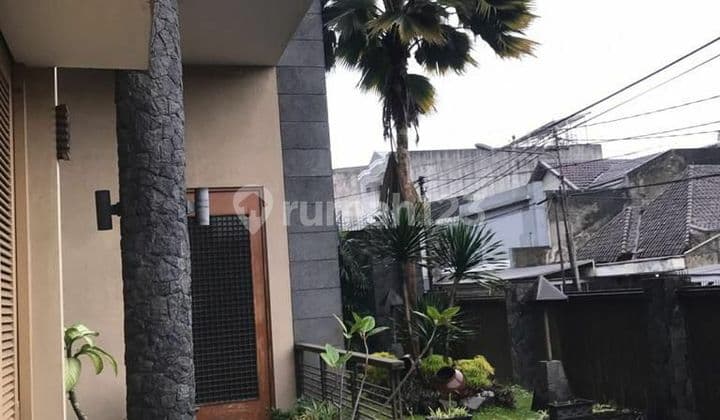 Dijual Rumah Mewah Di Tengah Kota Bandung