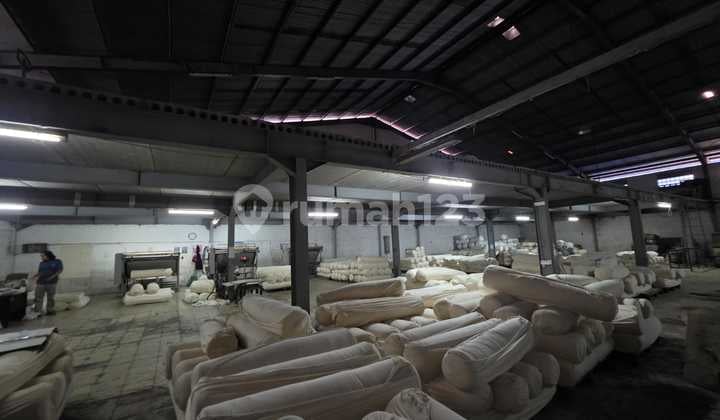 Dijual Gudang di Taman Kopo Indah Lokasi Strategis