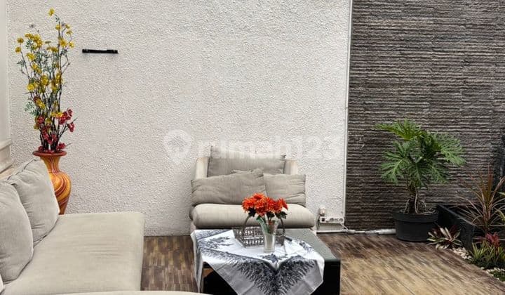 Rumah Modern Minimalis Full Furnished Kota Baru Parahyangan