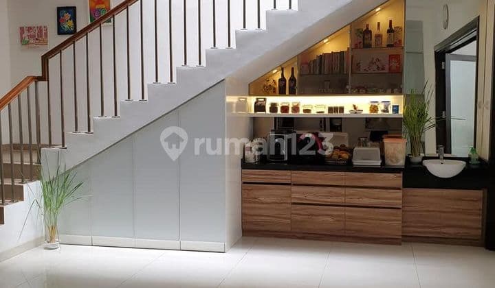 Jual Rumah Tengah Kota Siap HuniJl. Kembar Mas, Bandung