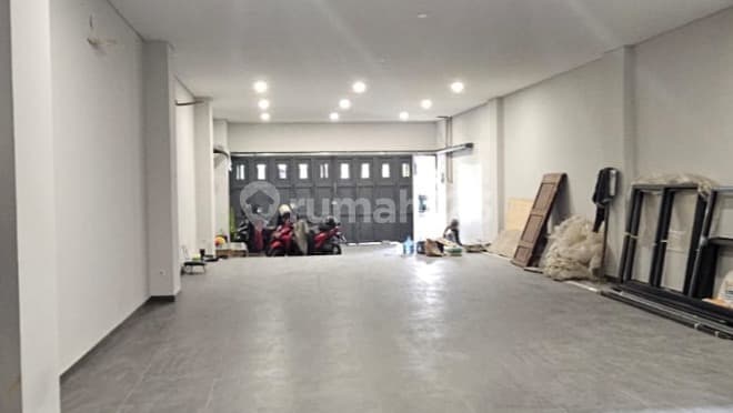 Jual Ruko / Kantor Baru Siap Huni, Jl, Otista Bandung