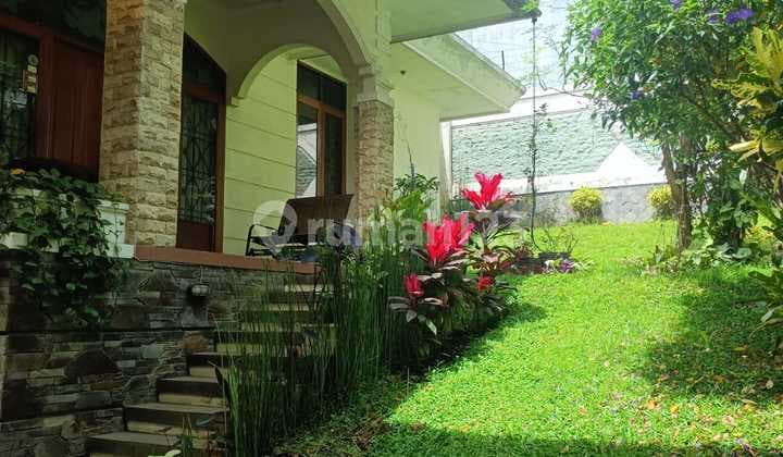 Jual Rumah Bagus dan Luas di Komplek Perumahan Setra Murni