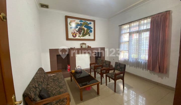 Dijual Rumah Mewah Furnished Lokasi Strategis Lokasi Sukajadi