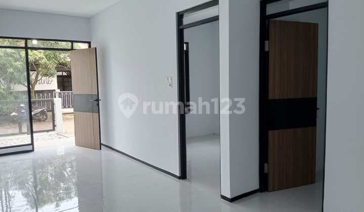 Jual Rumah Baru Siap Huni Taman Kopo Indah