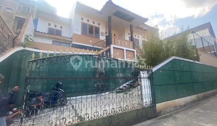 Dijual Cepat Rumah Siap Huni Daerah Cikutra View Pegunungan