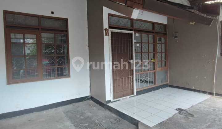 Dijual Cepat Rumah di Taman Kopo Indah 2