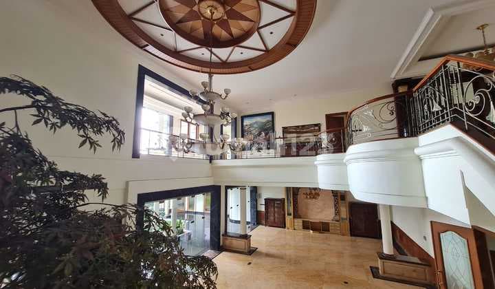 Jual Rumah Mewah Lux Siap Huni di Karang Layung Cipedes, Bandung