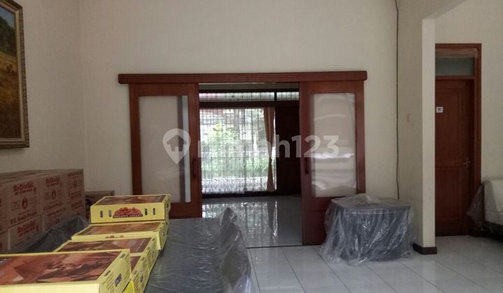 Sewa Rumah 2 Lantai Jl Ciwulan, Sayap Riau Tengah Kota