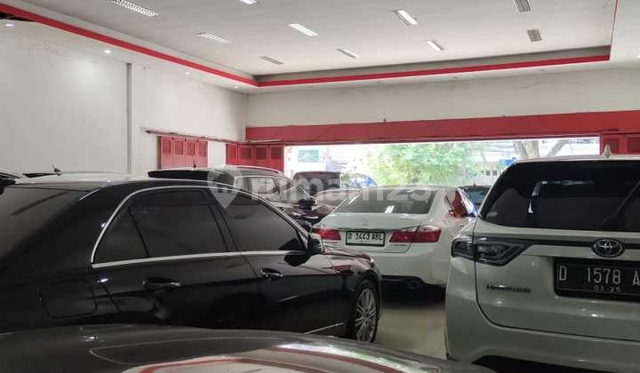 Sewa Showroom Mobil Tengah Kota, Moh. Ramdhan Bandung