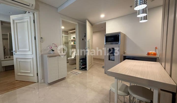 Sewa Apartement Landmark 2 Bedroom Bagus Terawat