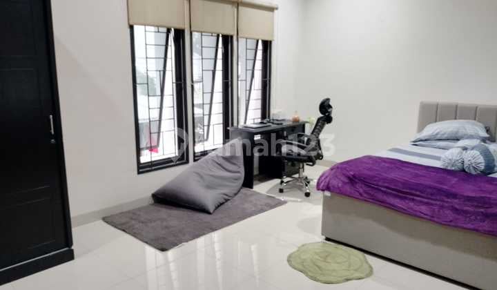 Jual Rumah Strategis Tengah Kota Siap Huni Sayap Sudirman