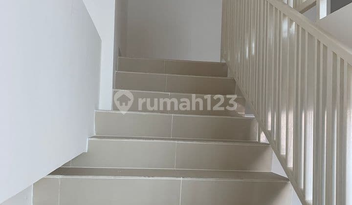 Disewakan Apartement Neo Soho Podomoro City Type Avenue 96M²