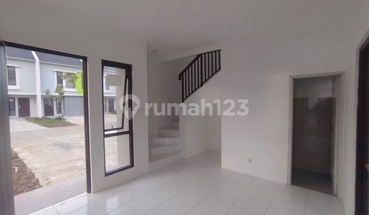 For Sale House in Jaya Imperial Park Tangerang Hook 98M² 2Br
