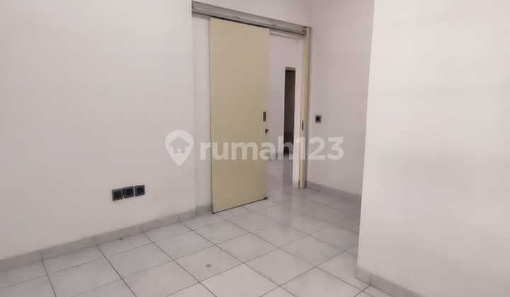 Dijual Rumah di Nusa Loka Bsd 7X14m² 1,5 Lantai