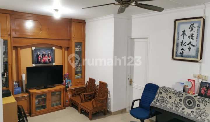 FOR SALE HOUSE IN GRISENDA 8x16m² 3BR 2 FLOORS