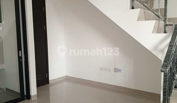 Disewakan Rumah Pik 2 Cluster Osaka Residence 4,5X10m²3+1Br