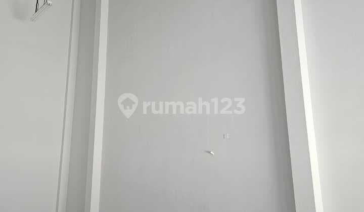 Dijual Gudang Murah di Bizpark Pik 2 9X20m² PPJB