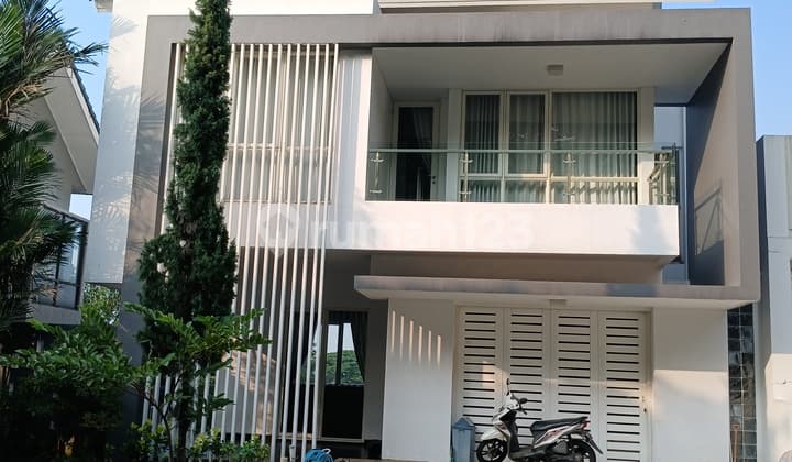 Rumah Pemandangan Lapangan Golf Kolamrenang Dekat Aeon