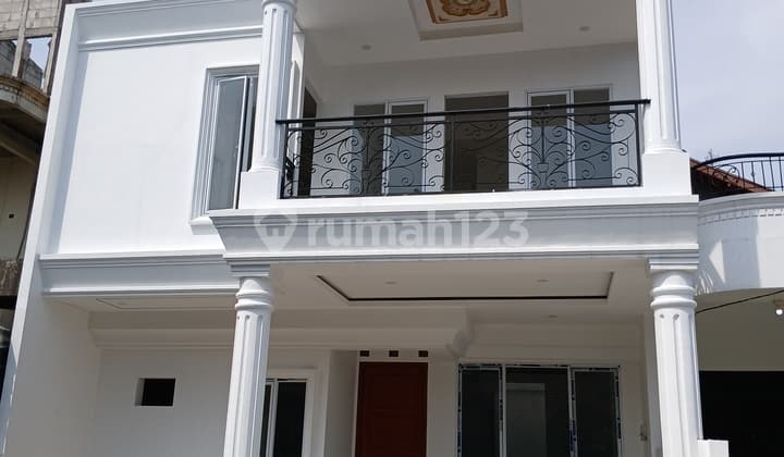 Rumah Baru Sentul City Lokasi Strategis Dekat Golf Highland