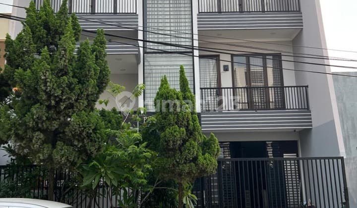 Rumah 3 Lt Sangat Bagus Desain Modern Citra Garden 2 Ext, 09 Mar