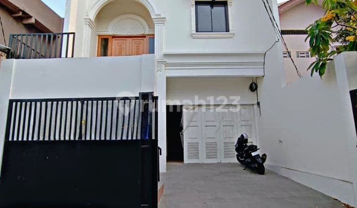 Rumah Siap Huni, Single House 3 lantai di Palmerah, Grogol Utara , Kebayoran Lama