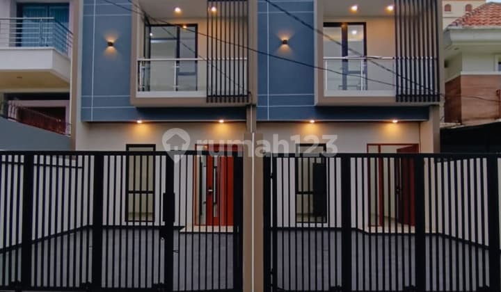 Rumah Baru Siap Huni, Lokasi Strategjs di Meruya