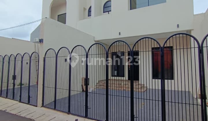 Rumah Siap Huni Design Modernsi Kelapa Dua, Jakarta