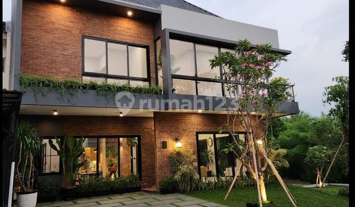 Rumah Brand New Delatinos Bsd Tangerang Luas Tanah 256m2 + 275m2 Harga 6,950 M