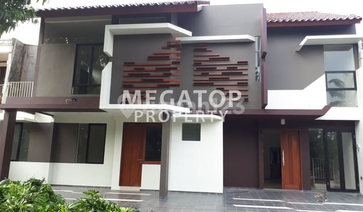 Rumah Brand New Depan Taman di Puri Bintaro Lokasi Strategis