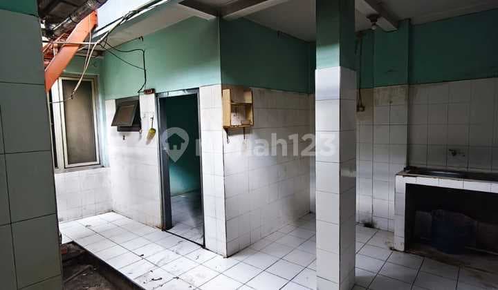 Sewa Rumah Usaha di Jl. Klenteng Bandung