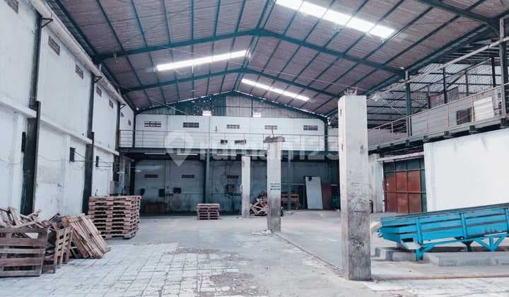 Gudang Siap Pakai di Solokan Jeruk Bandung