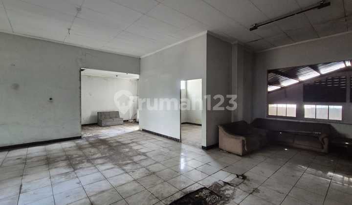 Warehouse for Rent 3 Floors Area Muhammad Toha Bandung