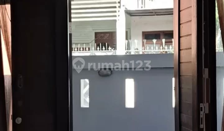 Rumah 3 Kamar Tidur Kerobokan Kaja