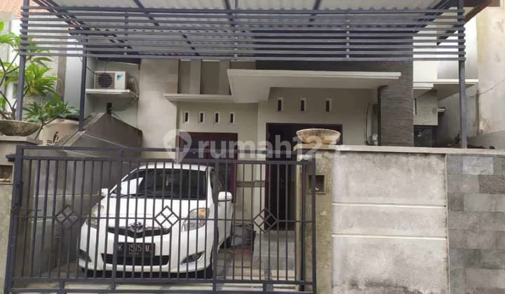 Rumah 3 Kamar Tidur Kertalangu Denpasar Timur