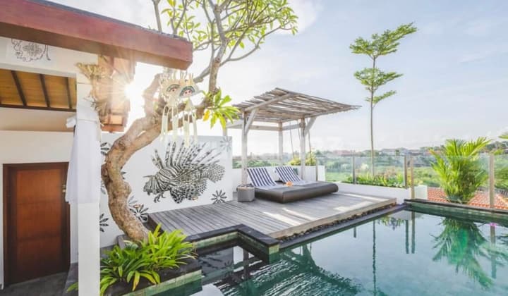 3 Bedroom Townhouse Near Seminyak