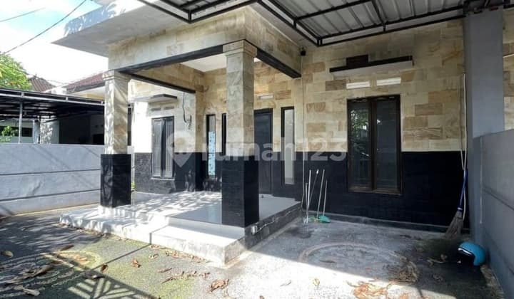 Di Sewakan Rumah Kosongan Area Jimbaran Poh Gading.